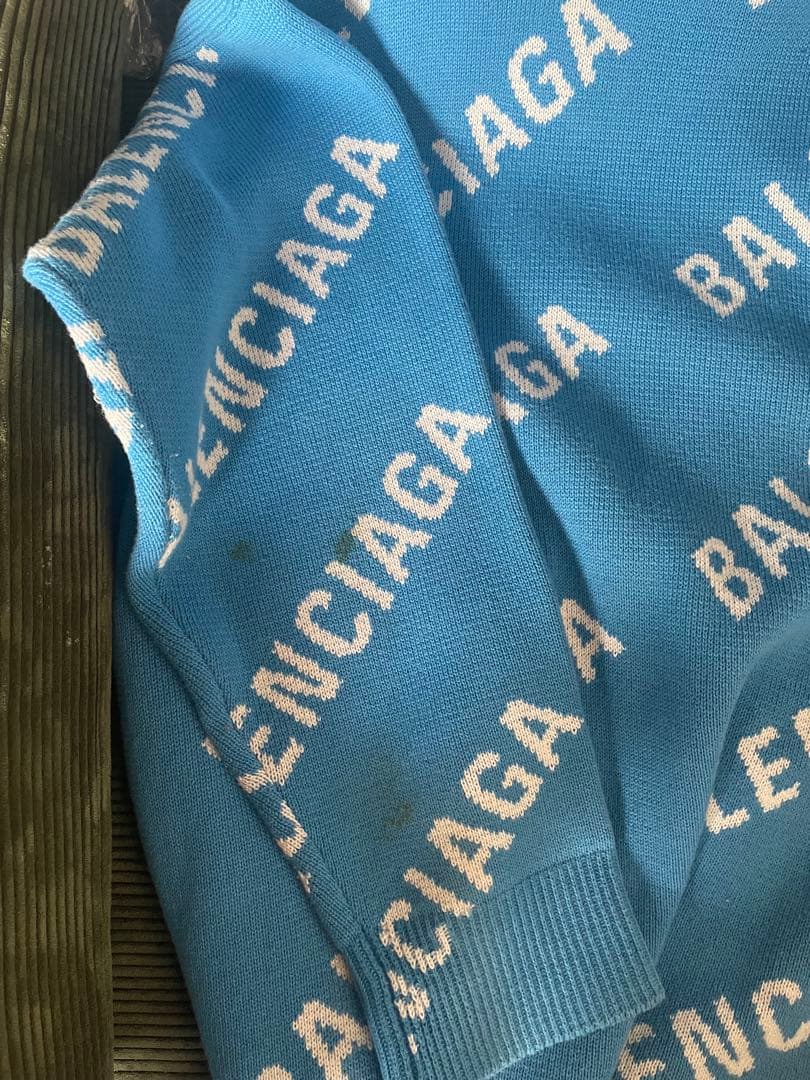 BALENCIAGA ユニセックスニットセーター 青/白