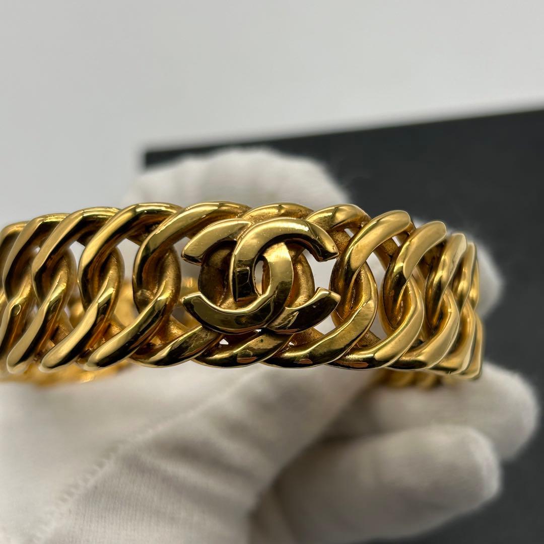 シャネル　CHANEL ブレスレット　バングル　ゴールド　マメ
