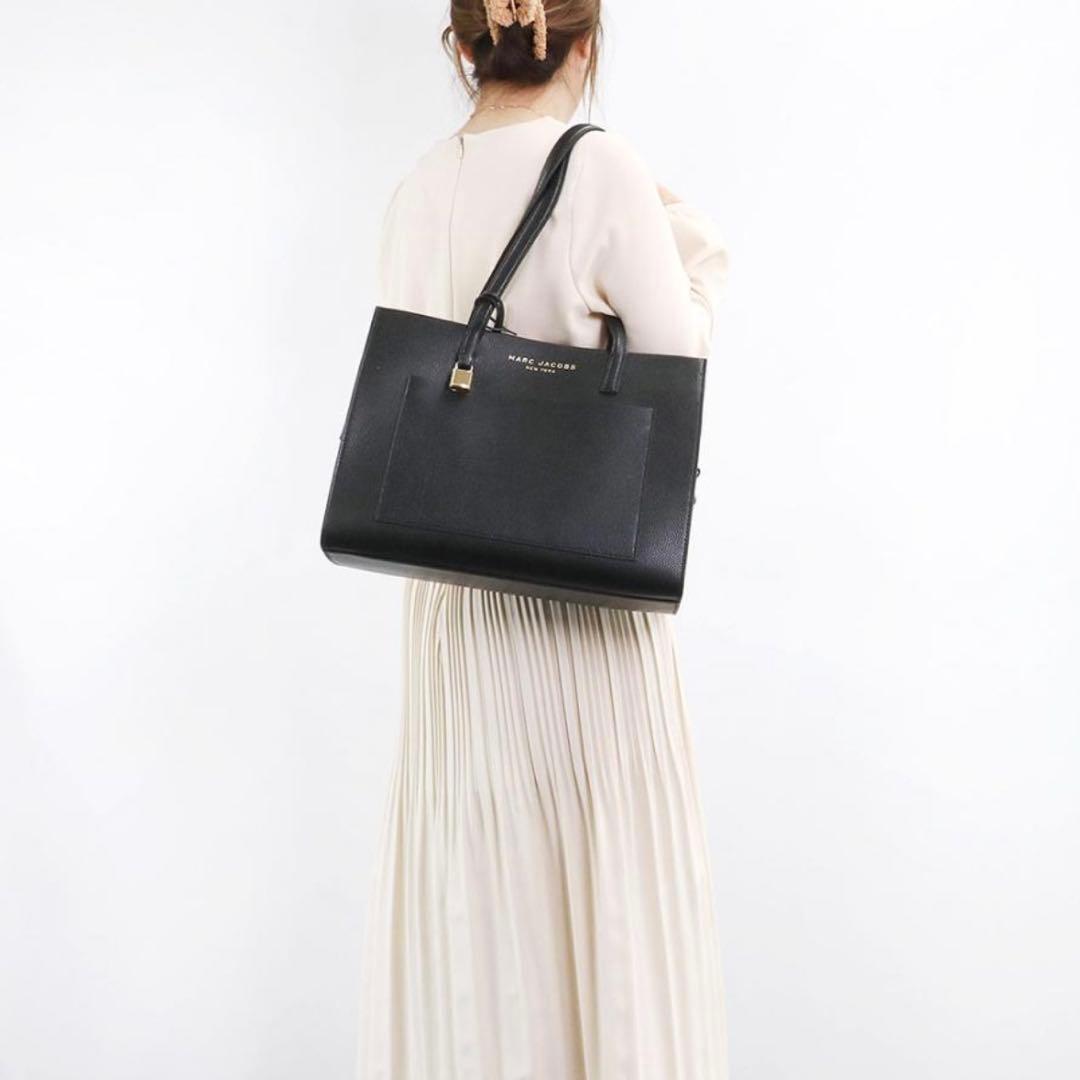 新品❤️MARCJACOBSマークジェイコブス❤️通勤通学バッグ❤️定価86900‼️