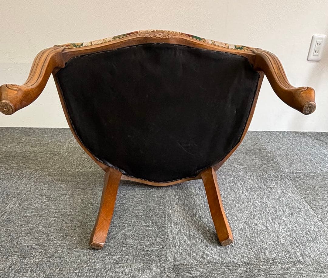 輸入家具 アンティークチェア 猫脚 クラシックスタイル 多色布張り椅子①