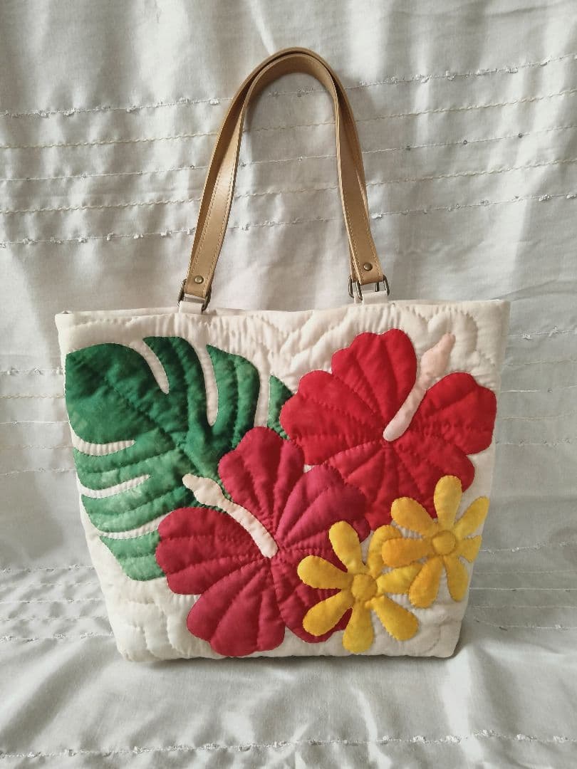 ☆267.ハワイアンキルト・バッグ・ハイビスカス＆ティアレ＆モンステラ
