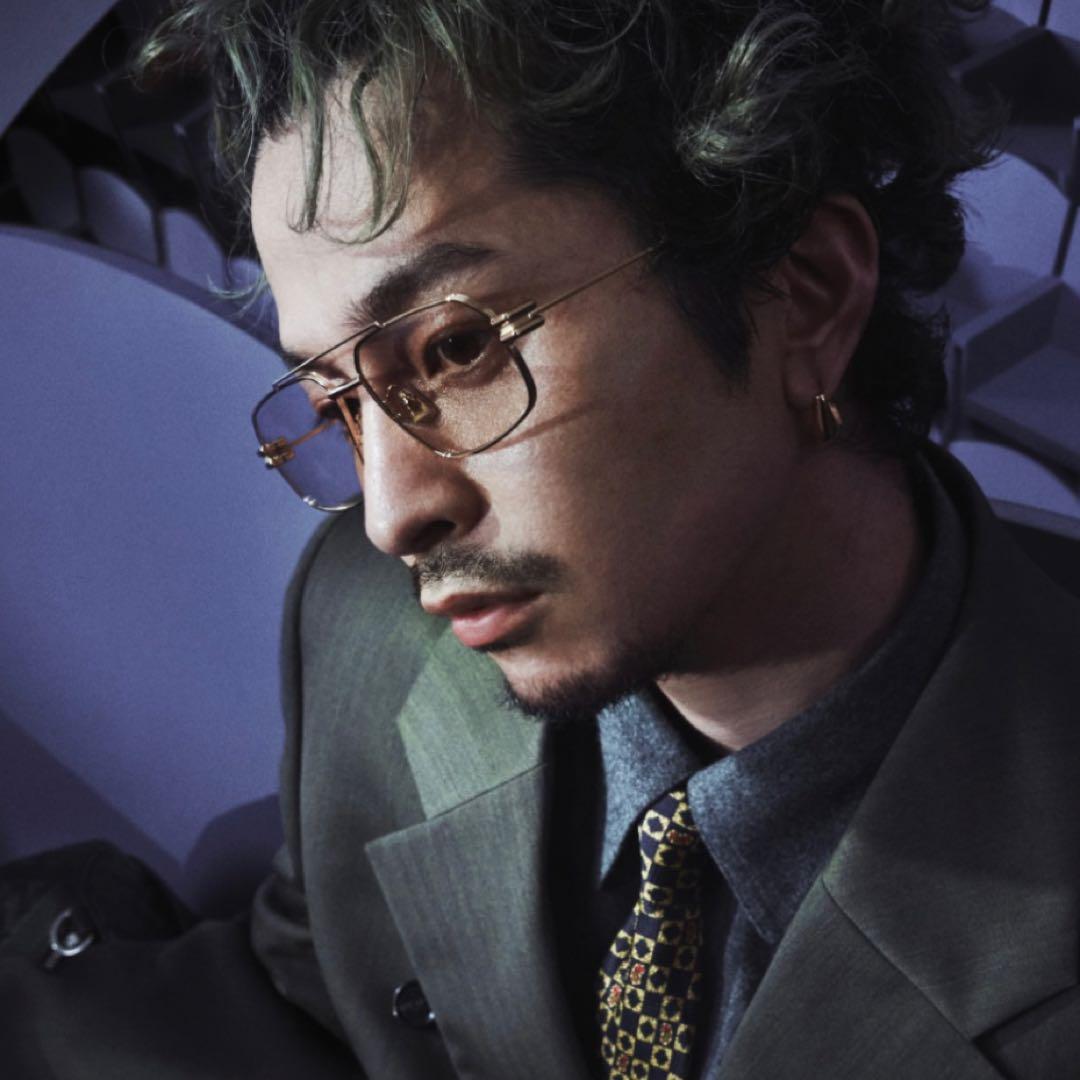 【BOTTEGA VENETA】Gold Frame Sunglasses