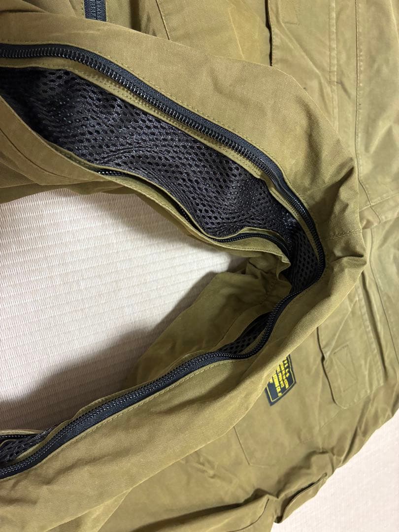 アナログ　スノーボードウェア ジャケット パンツ 上下セット　M