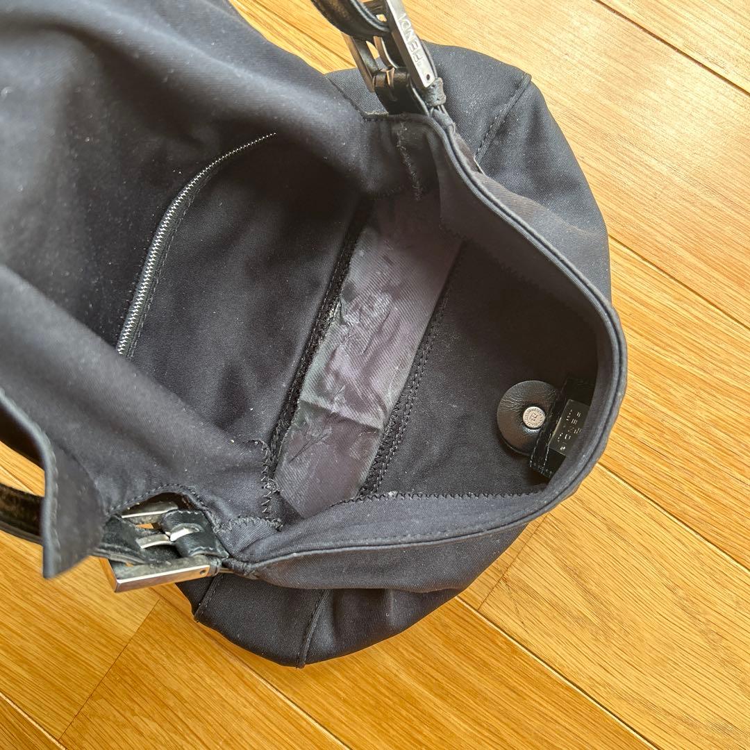 FENDI マンマバケット　ブラック　ハンドバッグ