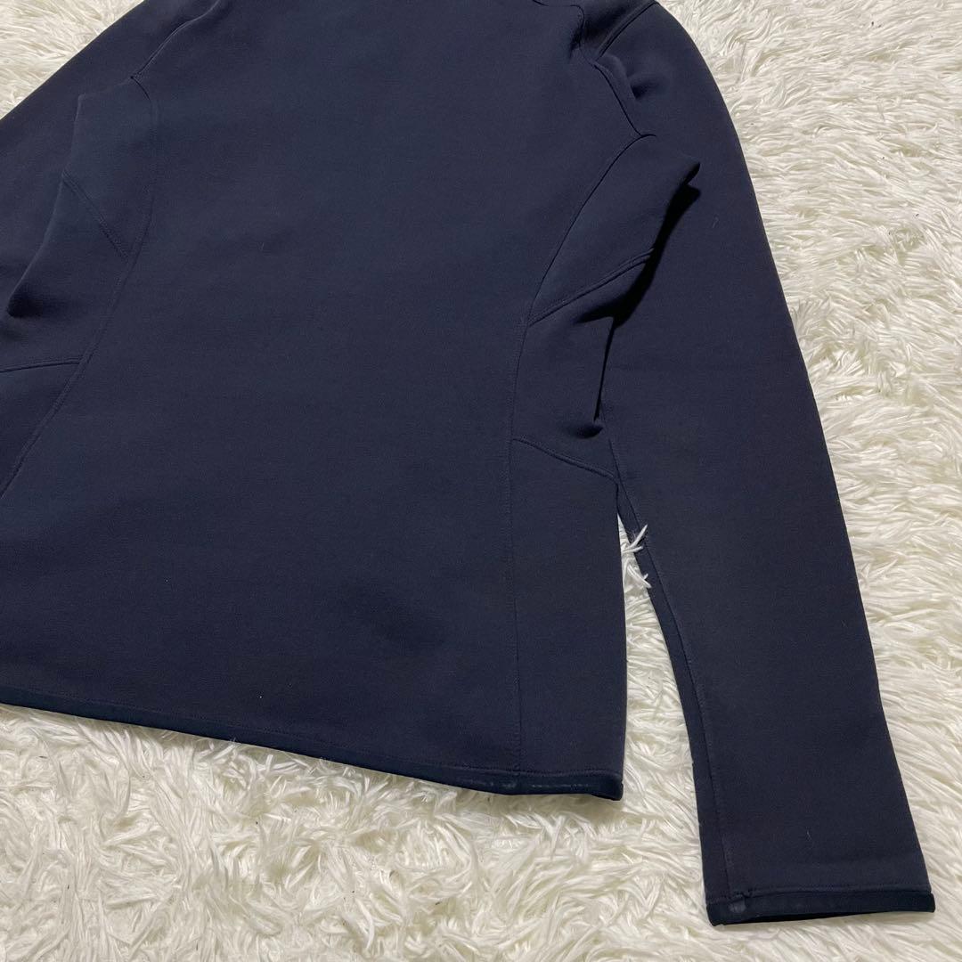 ARC'TERYX KYANITE HOODY ジップパーカー　ロゴ　刺繍　紺色