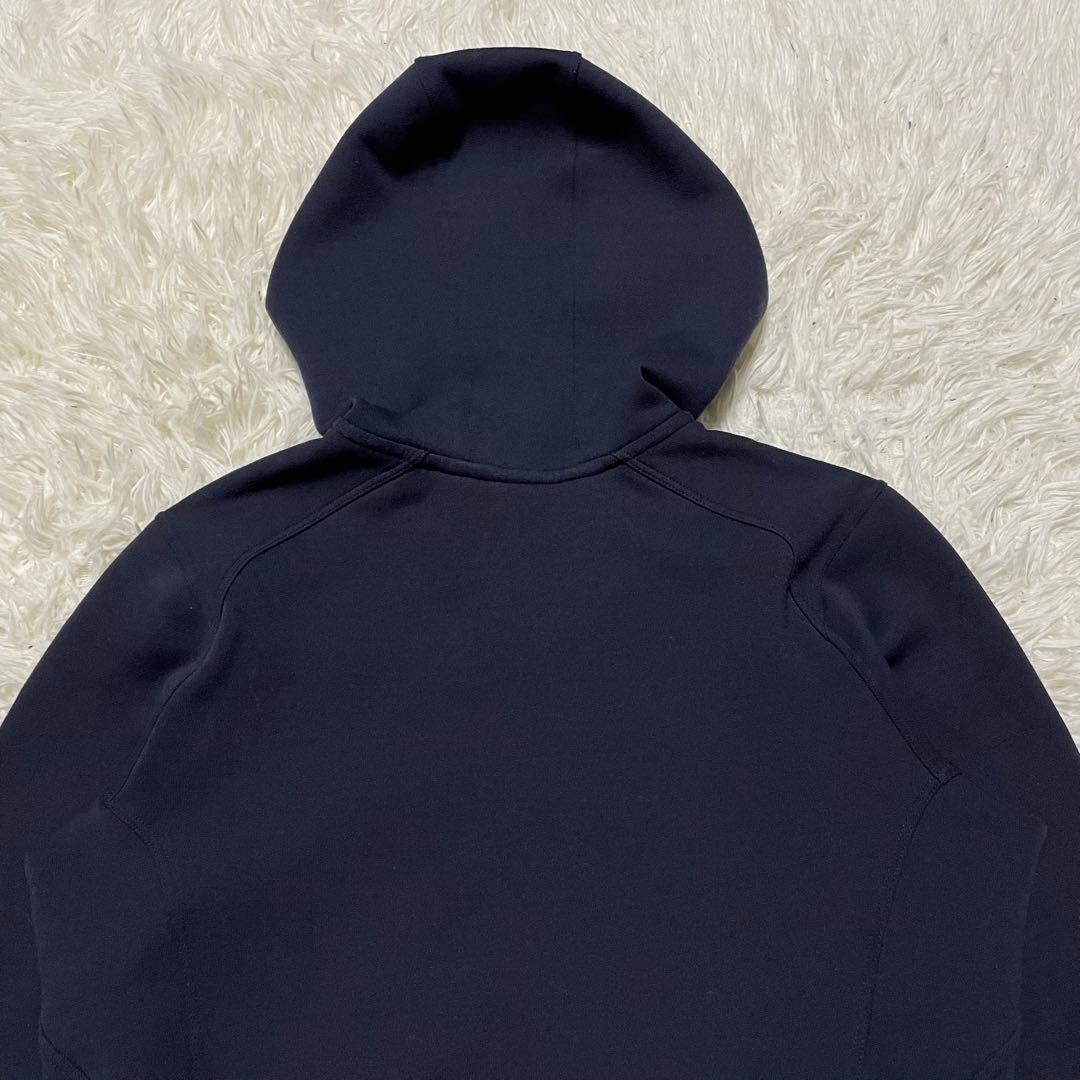 ARC'TERYX KYANITE HOODY ジップパーカー　ロゴ　刺繍　紺色