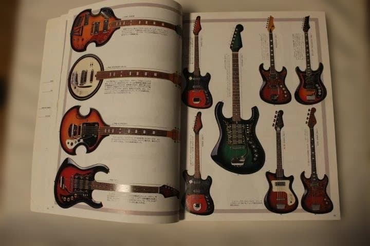 ☆Bizarre Guitars Book USED☆