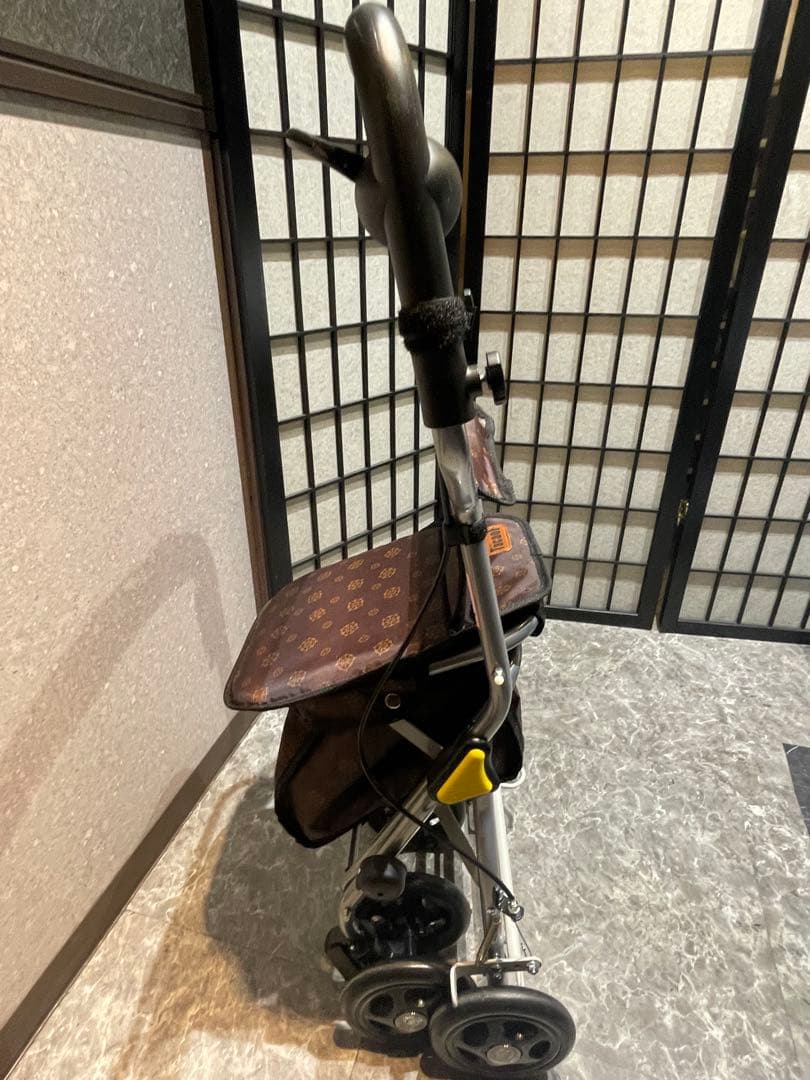 ⭐︎美品⭐︎TacaoF（テイコブ） シルバーカー　SICP02