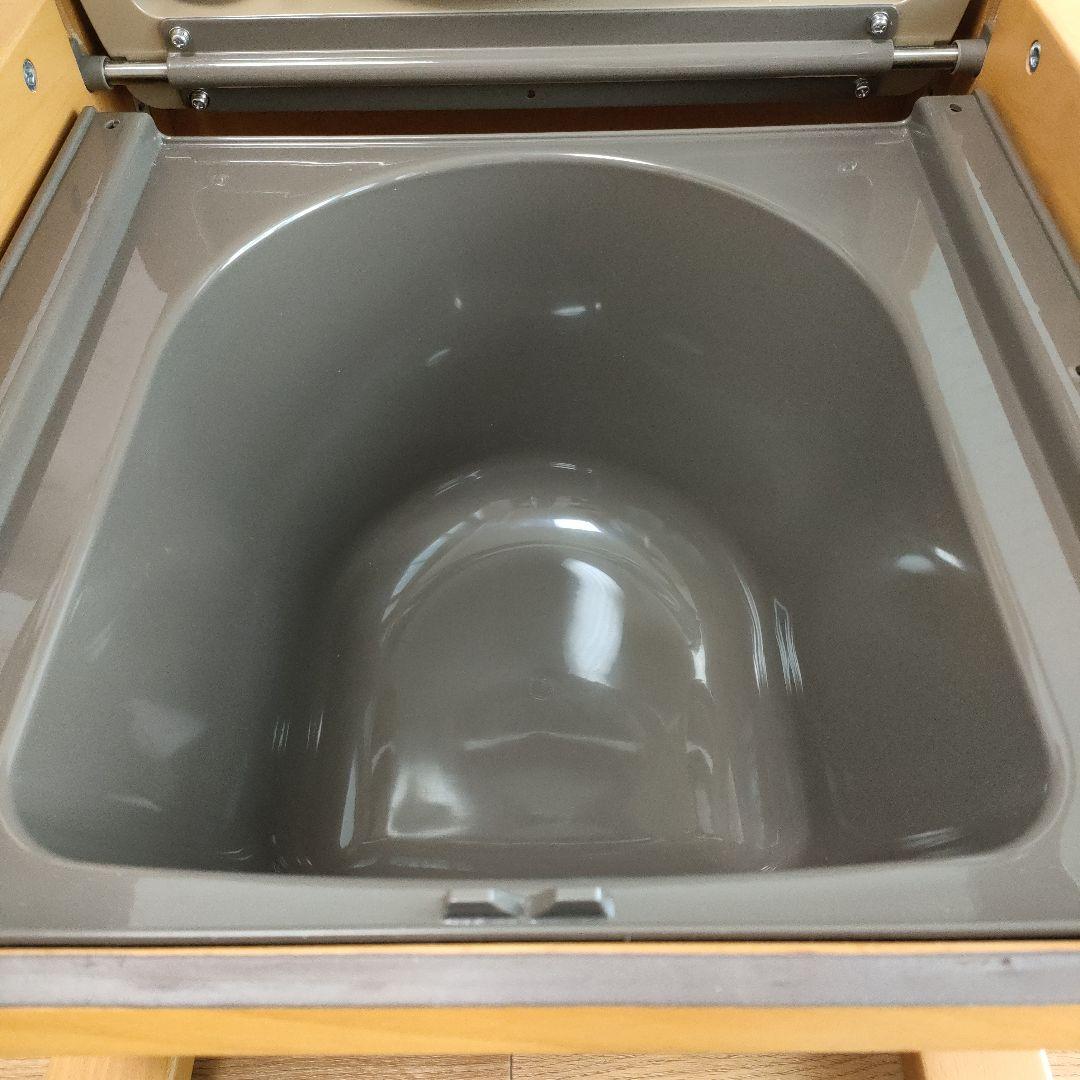 売約済み　uchie/介護用 家具調ポータブルトイレ／(美品) 送料込み