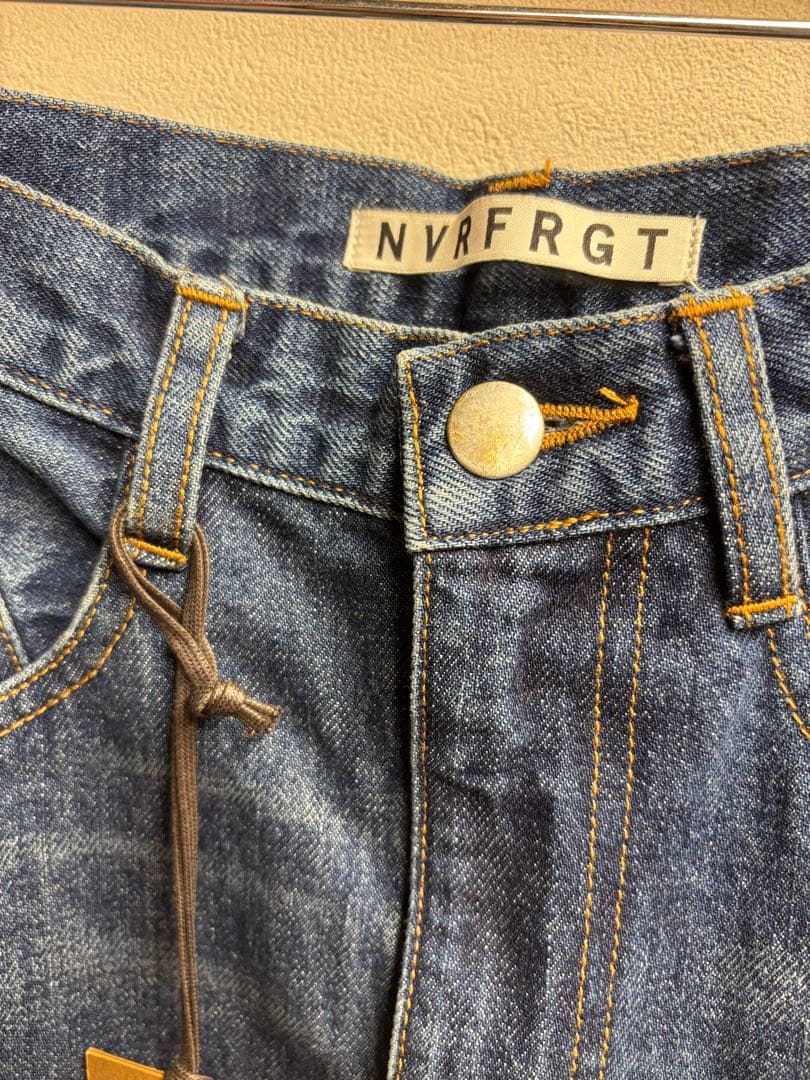 う*み様 新品NVRFRGT3D Twisted Leg Jeans