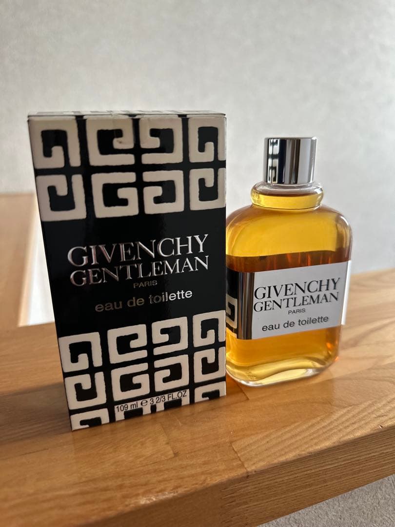 香水(男性用) Givenchy Gentleman eau de toilette 100ml