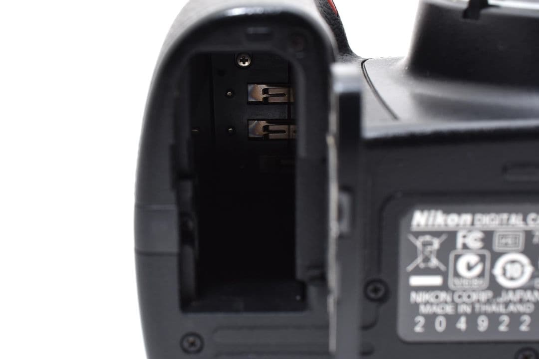 ☆動作正常☆ Nikon D3000 ニコン デジタル 一眼レフ カメラ ボディ