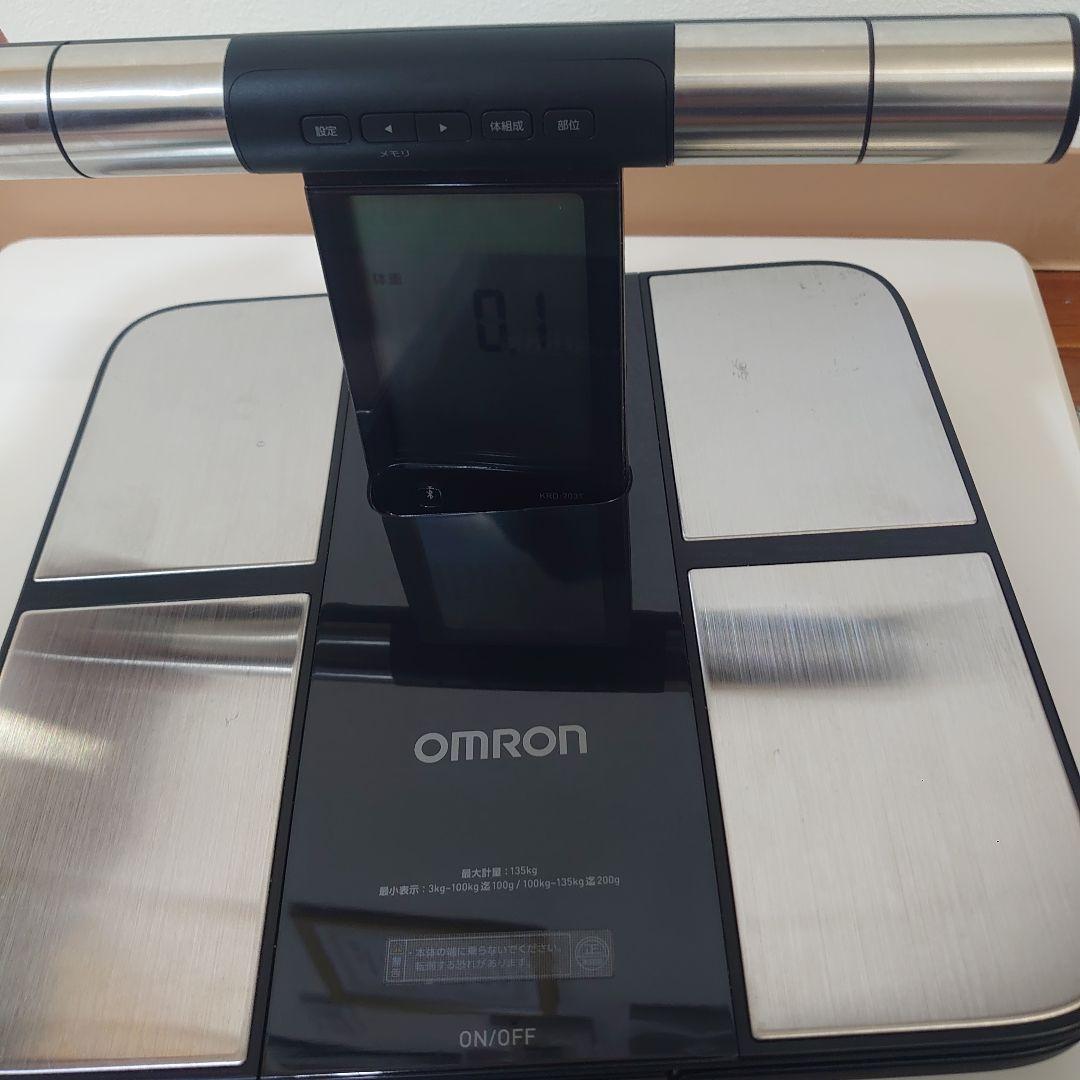 OMRON KRD-703T 体脂肪計・体組成計