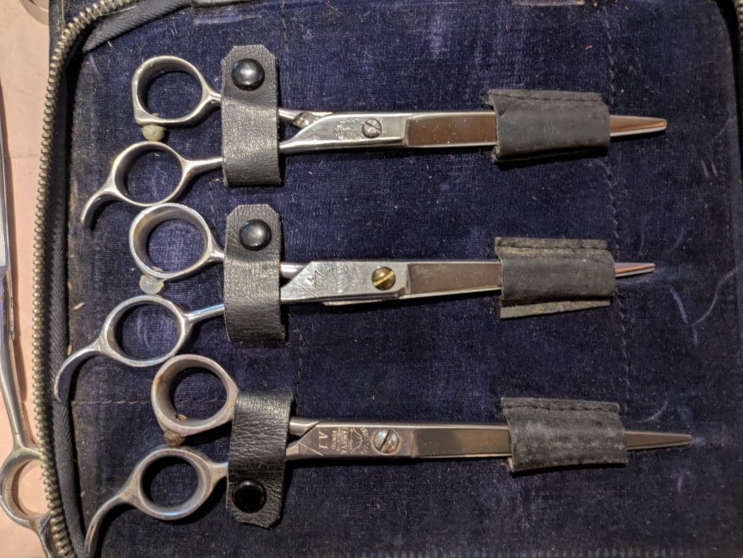 理容カットシザーまとめて20本譲ります