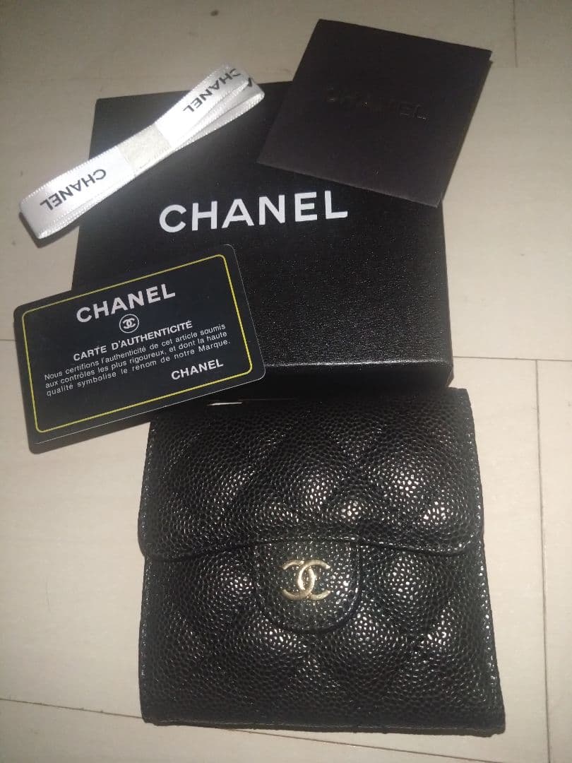 専用！！！CHANELシャネル　ノベルティ　2つ折り財布　キャビアスキン
