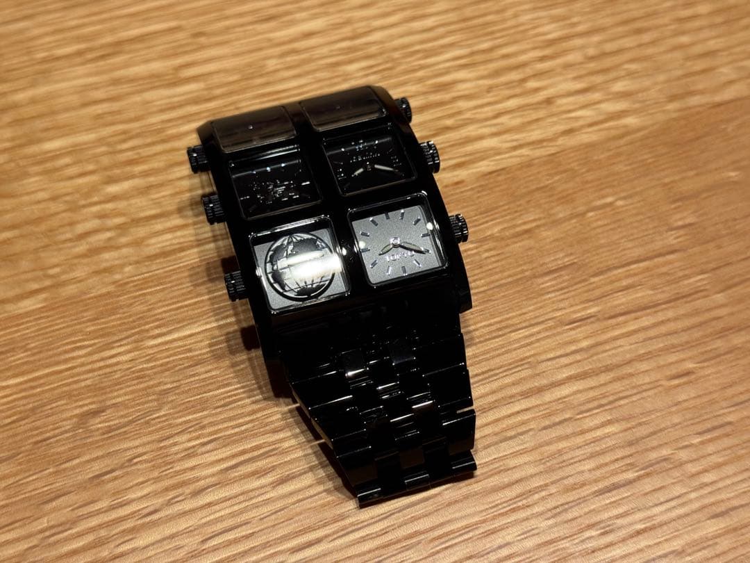 IceLink AVALANCHE腕時計 黒　4タイムゾーン　 おまけのベルト付