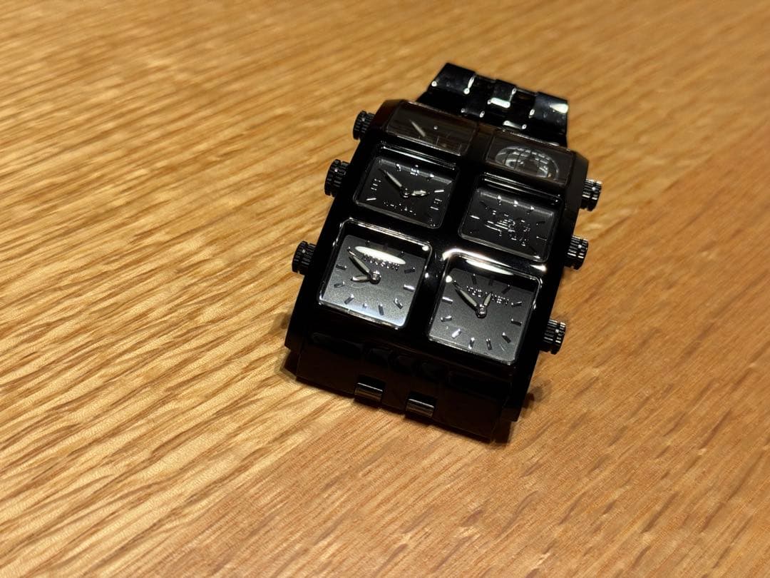 IceLink AVALANCHE腕時計 黒　4タイムゾーン　 おまけのベルト付