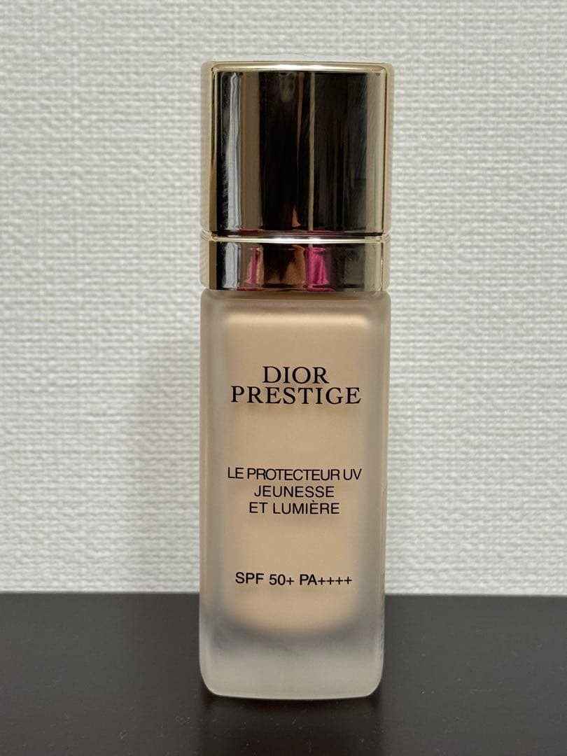 ディオールプレステージホワイトルプロテクターUVルミエールBB00