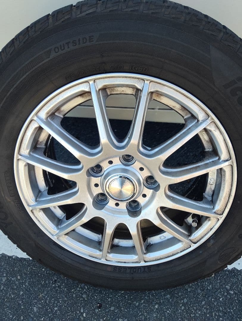 1月末まで！15インチ アルミホイール トヨタ80スタッドレス！ヴォクシー