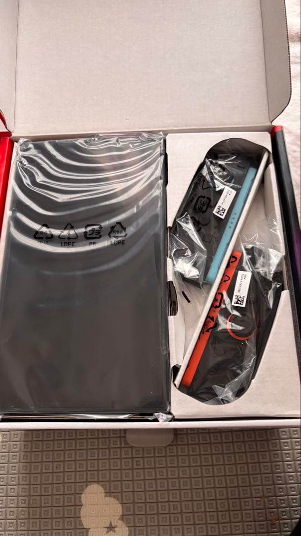 新品同様☆Nintendo Switch 2 本体 + Proコントローラー