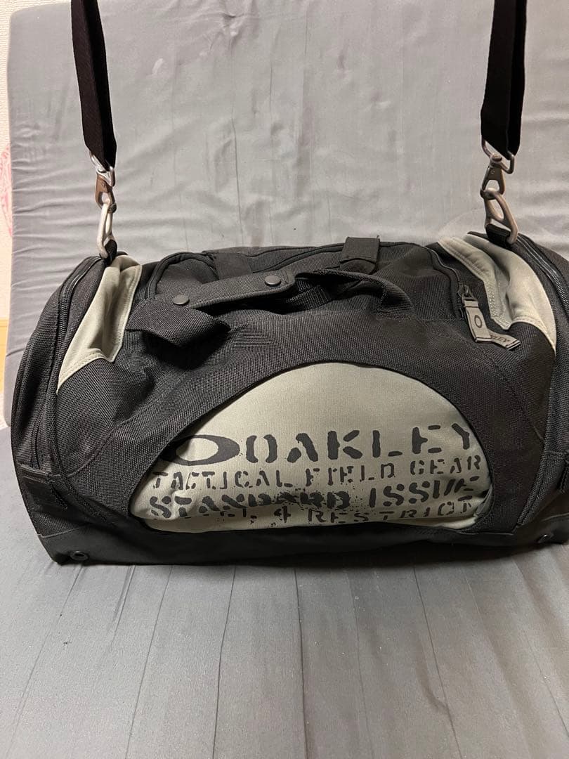 Oakley タクティカルボストンバッグ