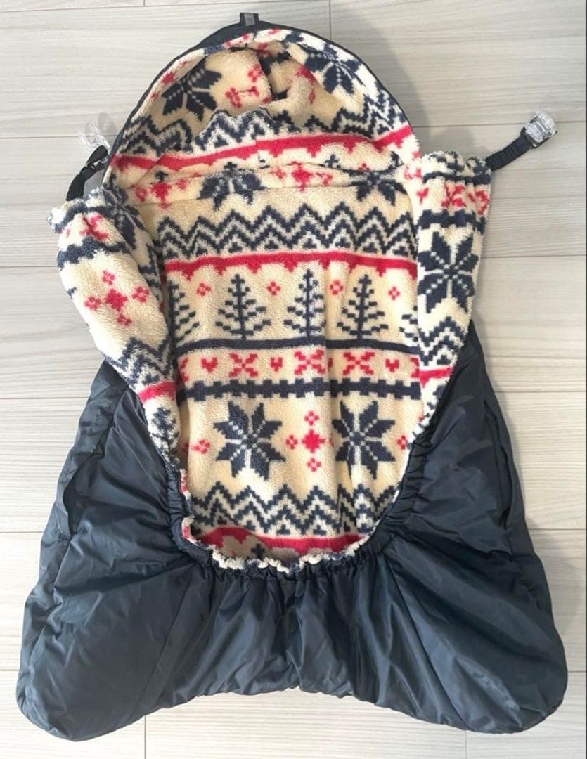 ベビービョルン　ワンカイエアー➕アーバンリサーチドアーズ　ケープ