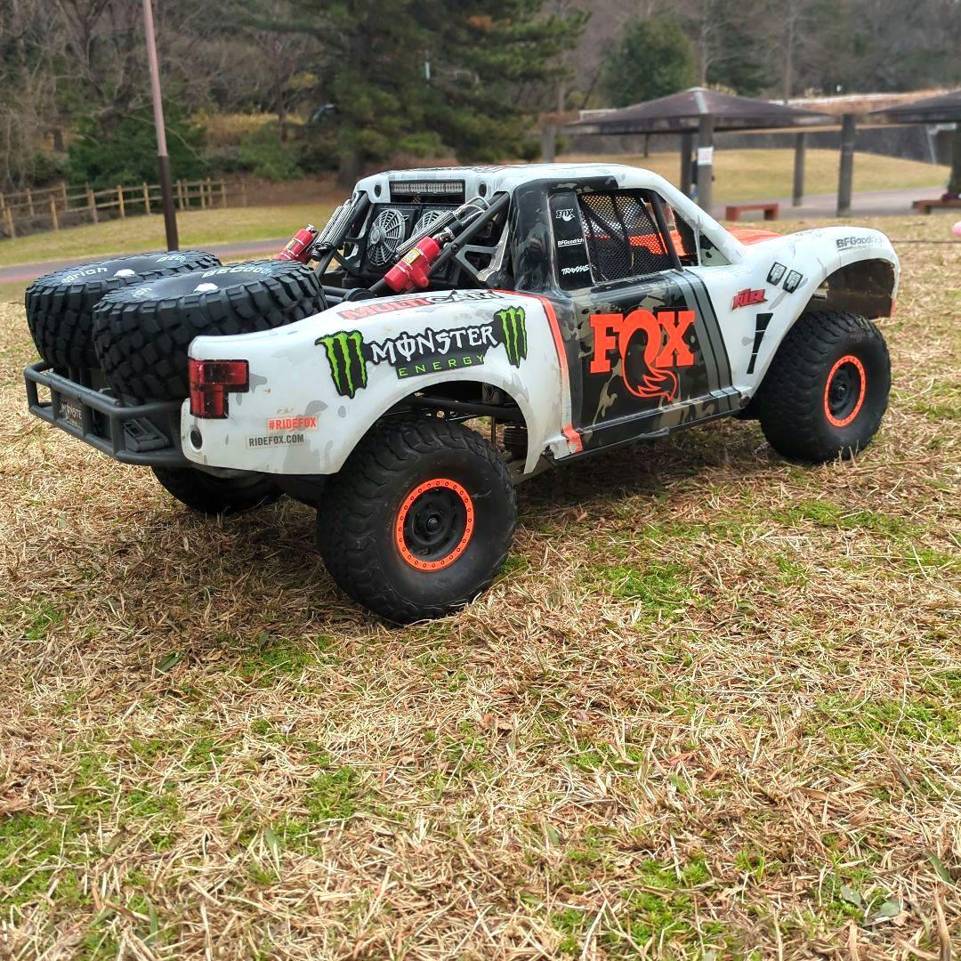 TRAXXAS Unlimited Desert Racer UDR カスタム