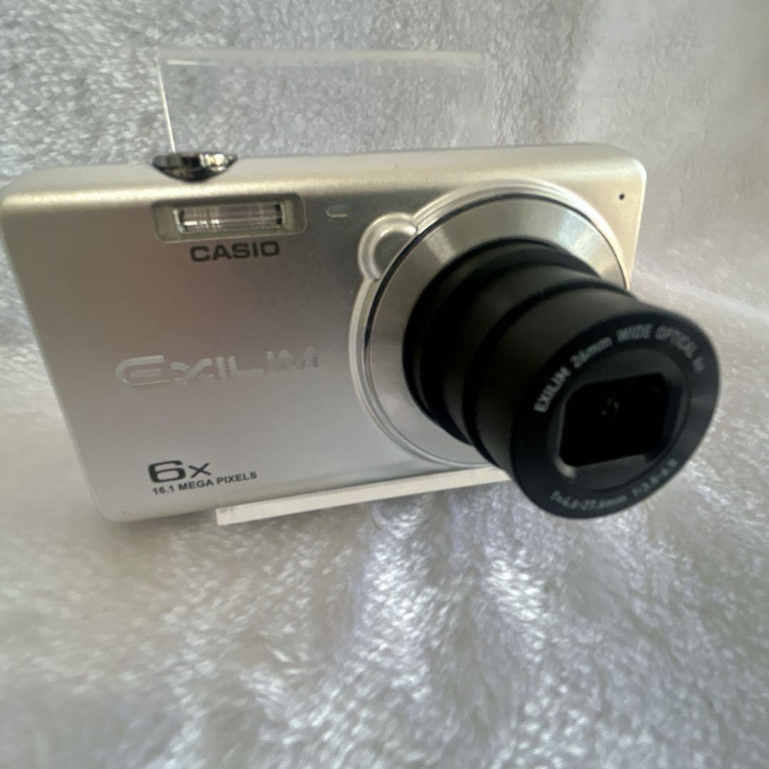 CASIO カシオ EXILIM EX-Z900 シルバー デジカメ 稼働品