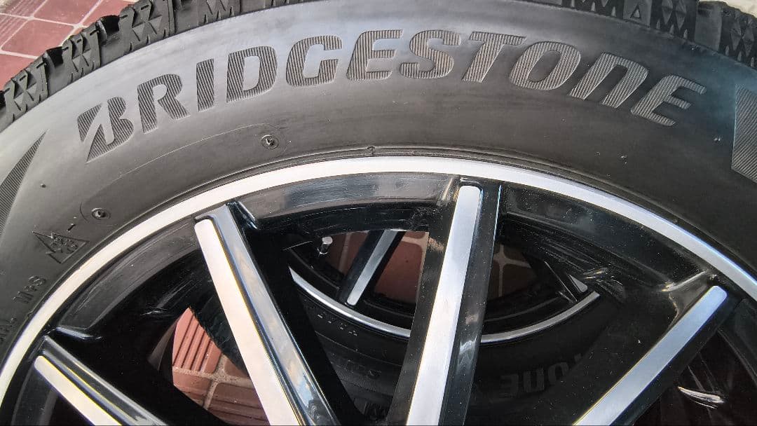 スタッドレス＆アルミホイール15インチ４本セット　送料込み