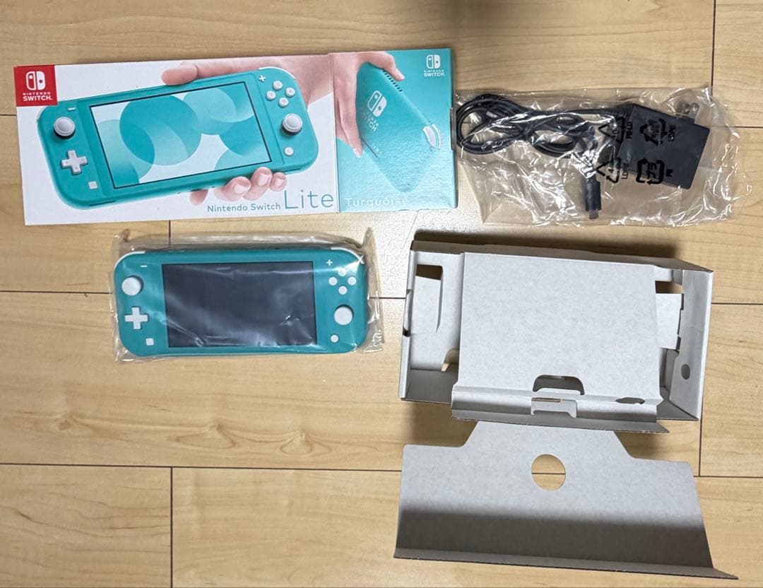 め*ん様 Nintendo Switch Lite スイッチライトターコイズ