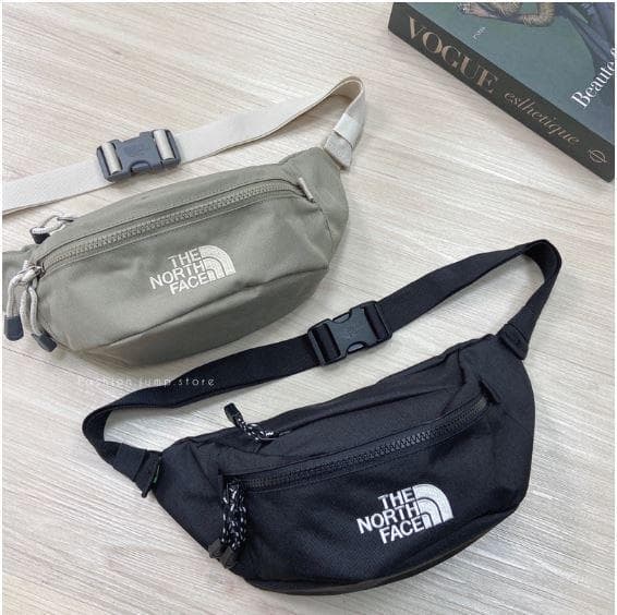 完売！ノースフェイス　MESSENGER　ボディバッグ　ショルダーバッグ　黒