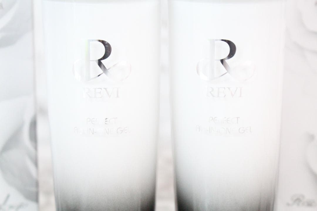 ♡REVI PERFECT オールインワンジェル/ボディモイスト 3本セット