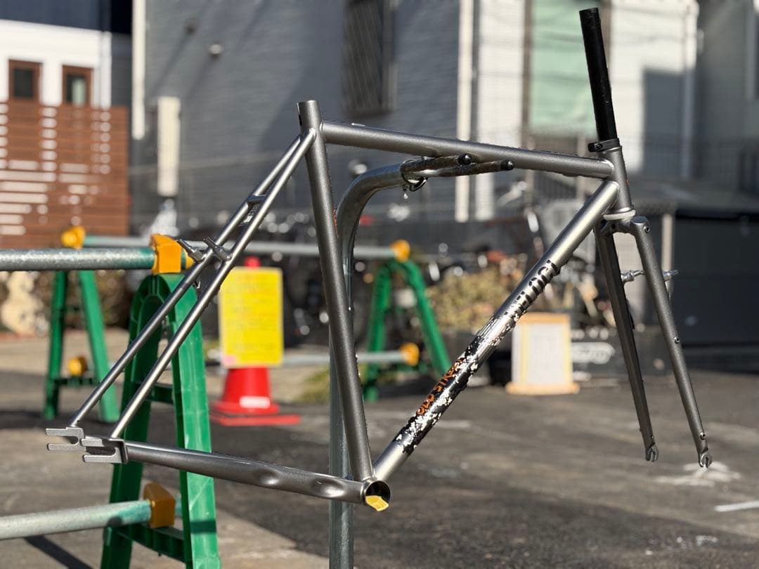 【VELOCI】OLDSTREET サイズ52