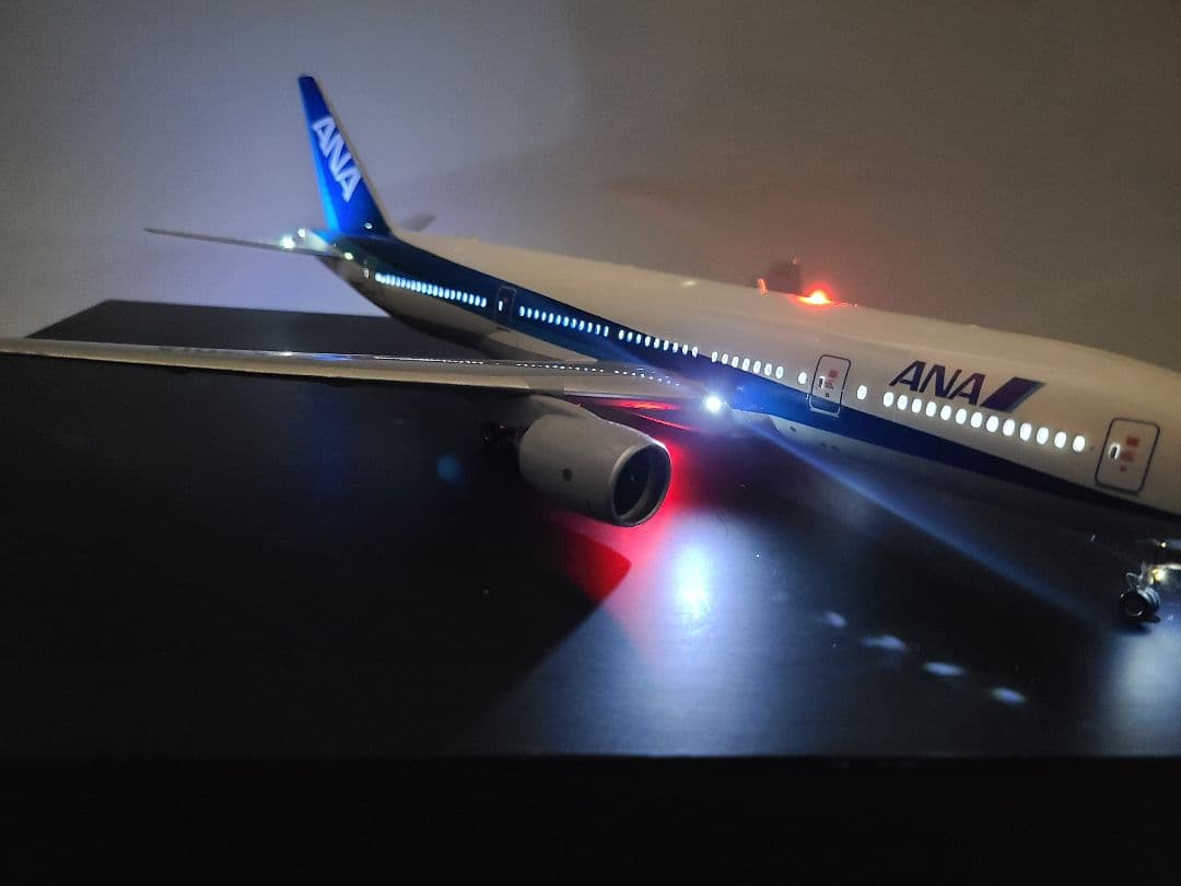 ANA BOEING 777-200 LED仕様完成品