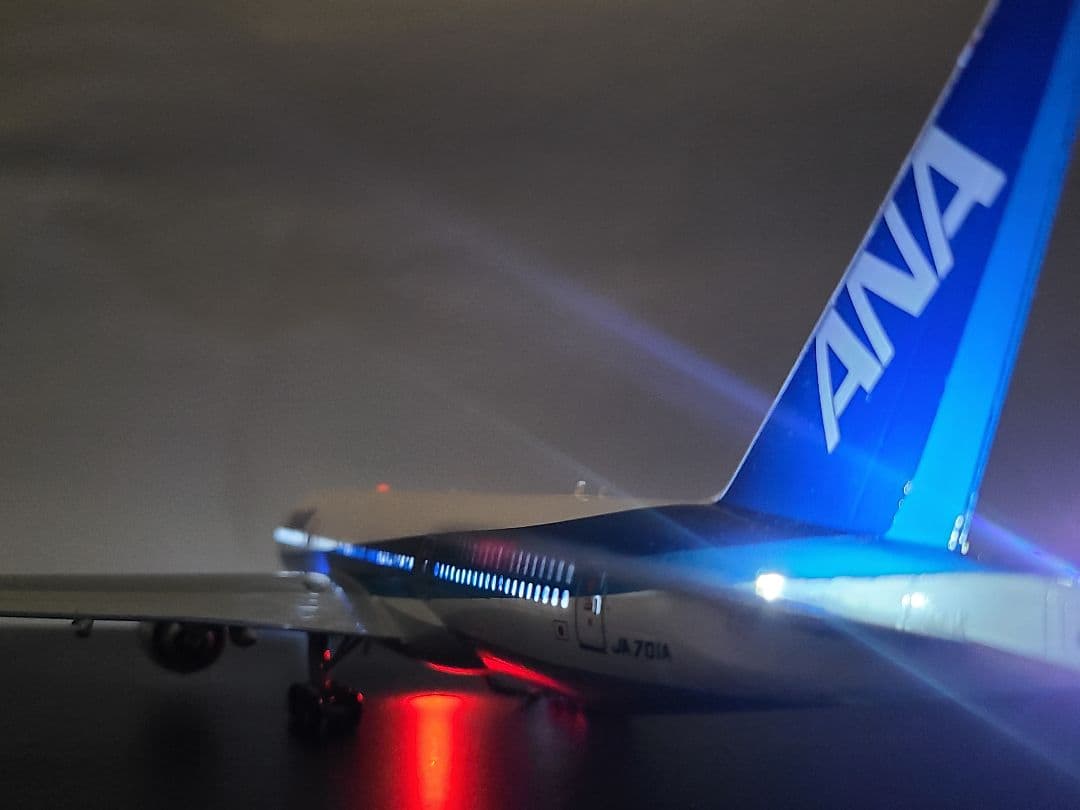ANA BOEING 777-200 LED仕様完成品