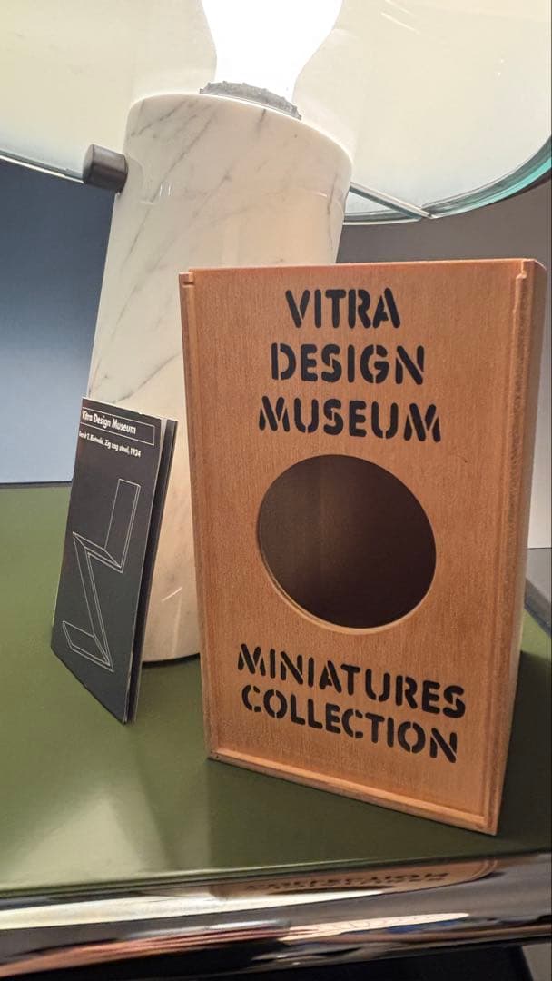 vitra ヴィトラ ミニチュアコレクション Zig Zag Stoel