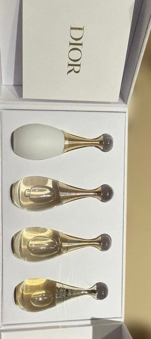 Dior.シャネルアイシャドウパレット、 4点セット