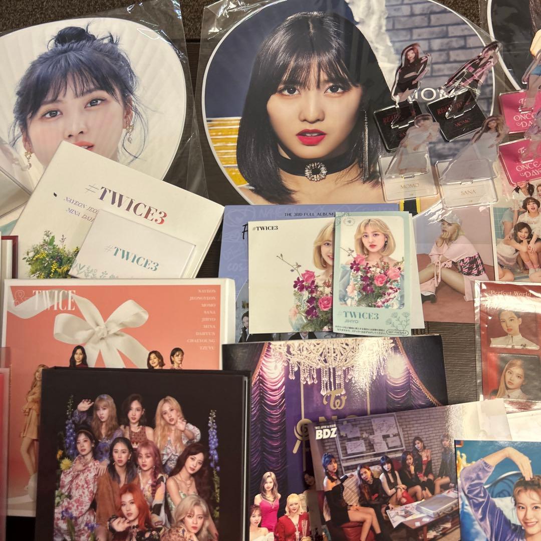 TWICE グッズCD DVD等まとめ売りKポップアジアonce卒業