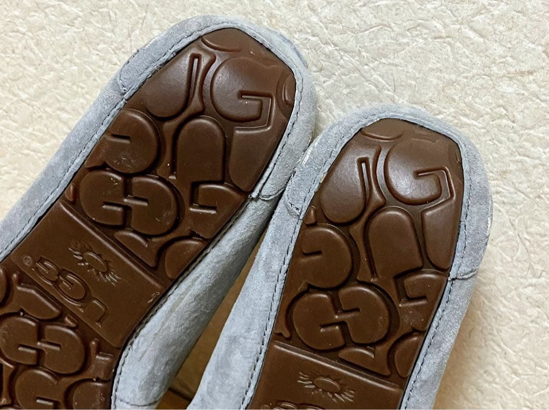 ★未使用！UGG Ansley 3312 アグ アンスレー モカシン ムートン