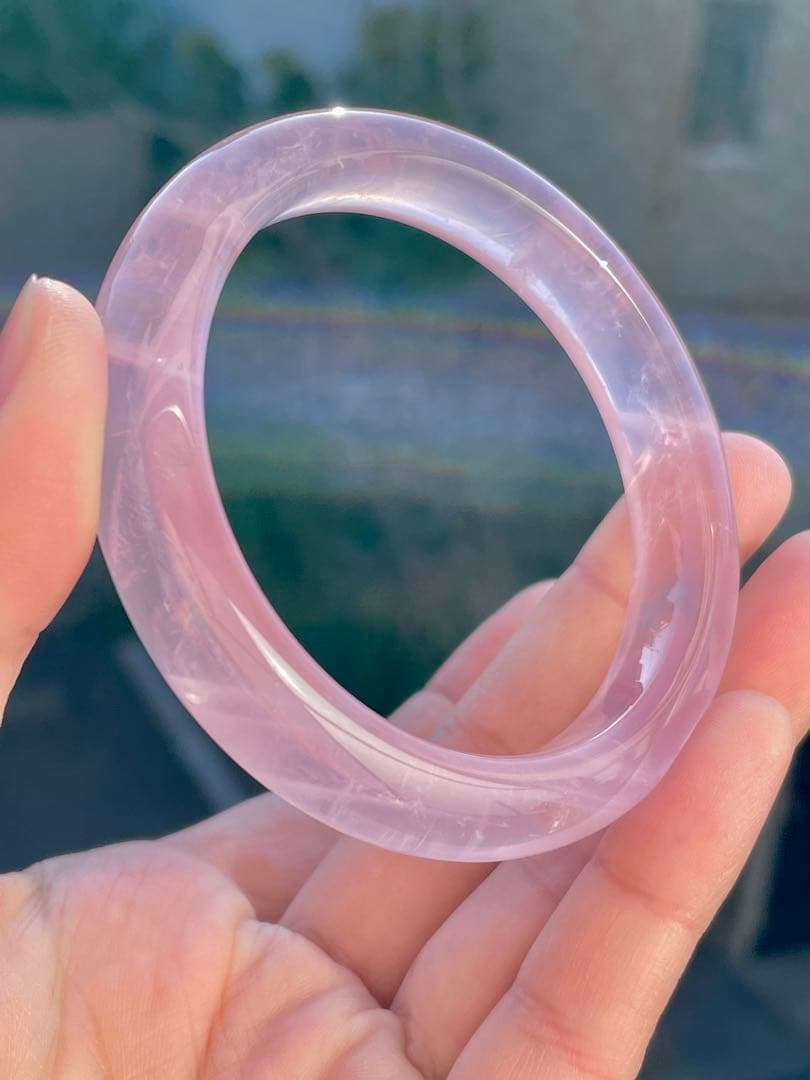 可愛い　ローズクォーツ　バングル　腕輪　天然水晶　恋愛運　家庭円満　癒し天然石