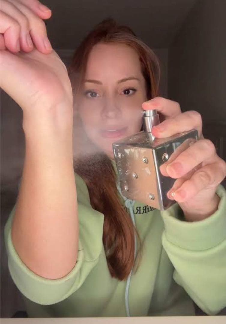 香水(女性用) YOUR TURN Billie Eilish 100 ml.