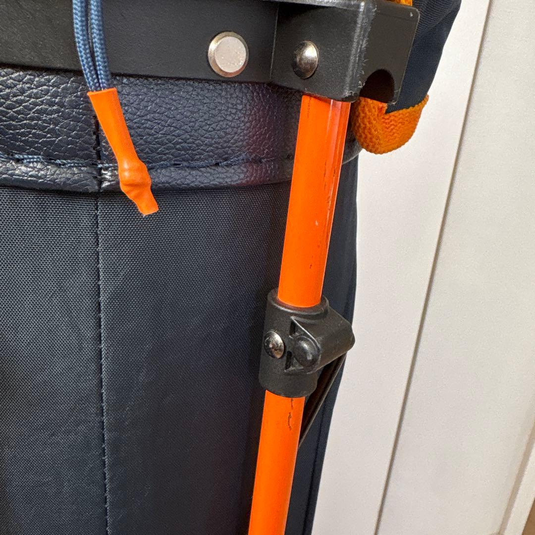 キャディバッグ 黒・オレンジ ロゴ入り