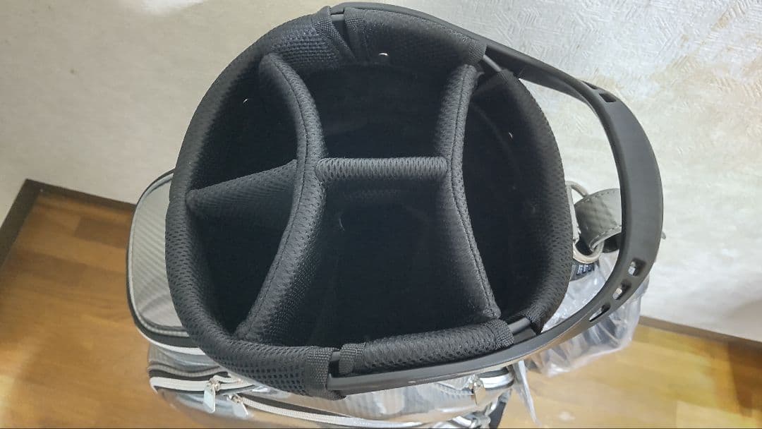 ナノユニバース エナメルキャディーバッグ シルバー FR　新品未使用