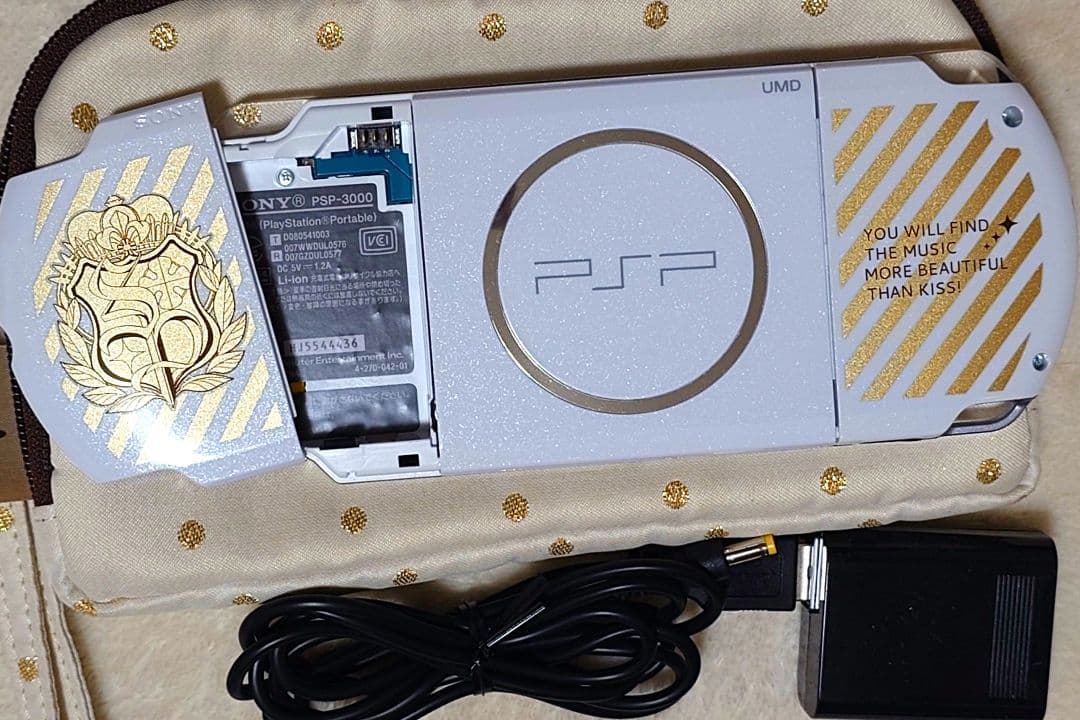 d*4様 うたの☆プリンスさまっ♪All Star PSP本体＋ポーチ