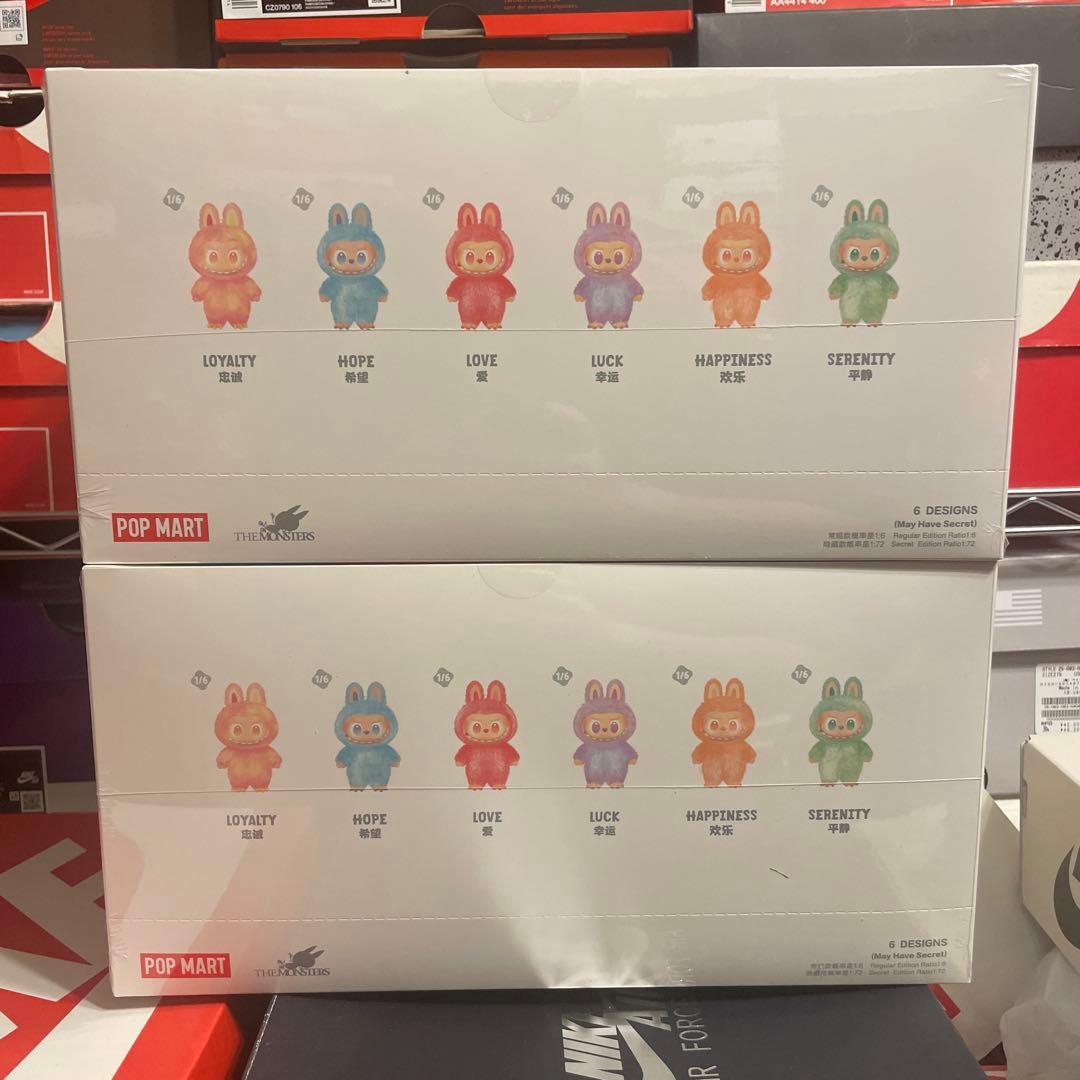 POP MART Big into Energy　ポップマート　エナジー　ラブブ