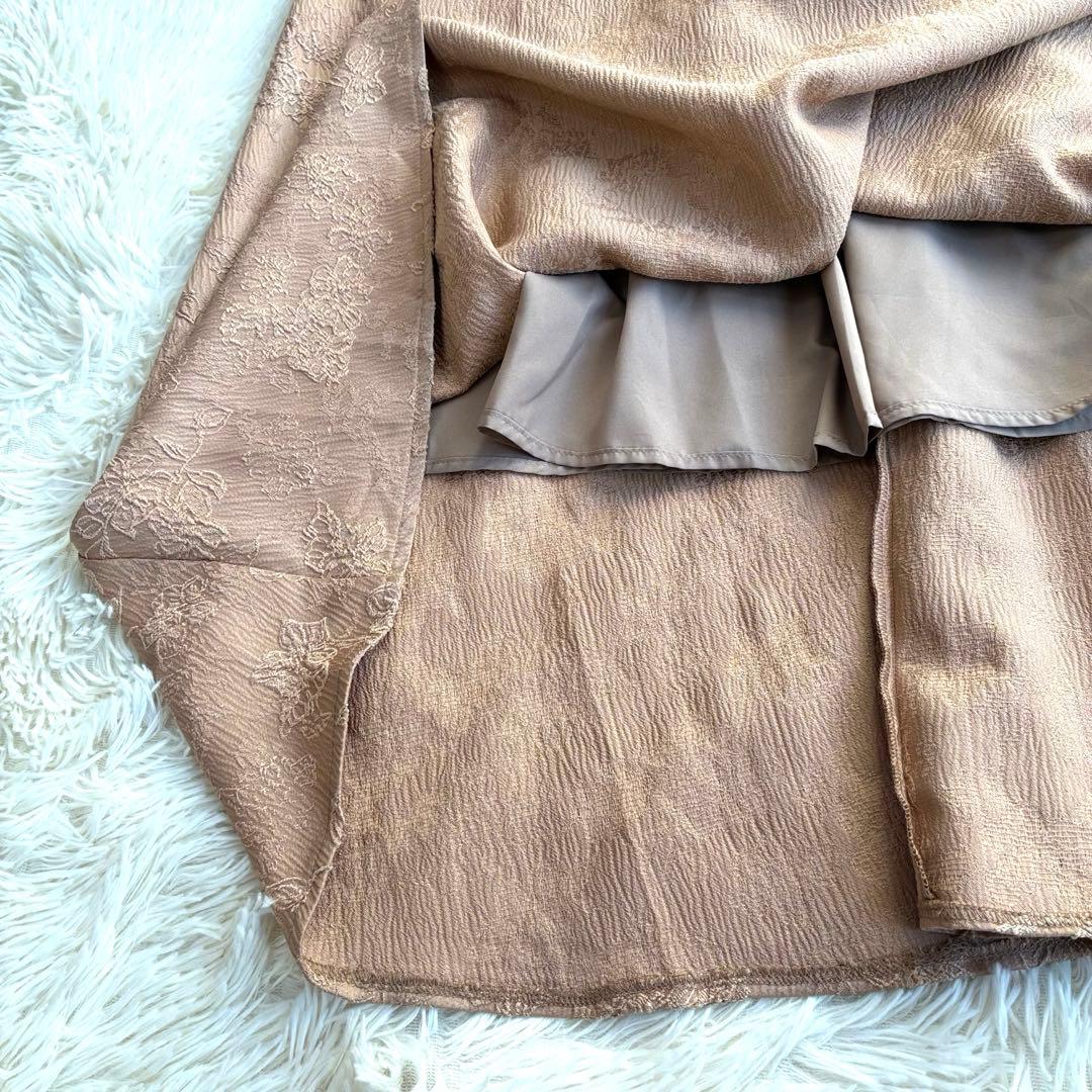 新品　AMAILオケージョンドレス お呼ばれ　ベージュ　ジャガードワンピース