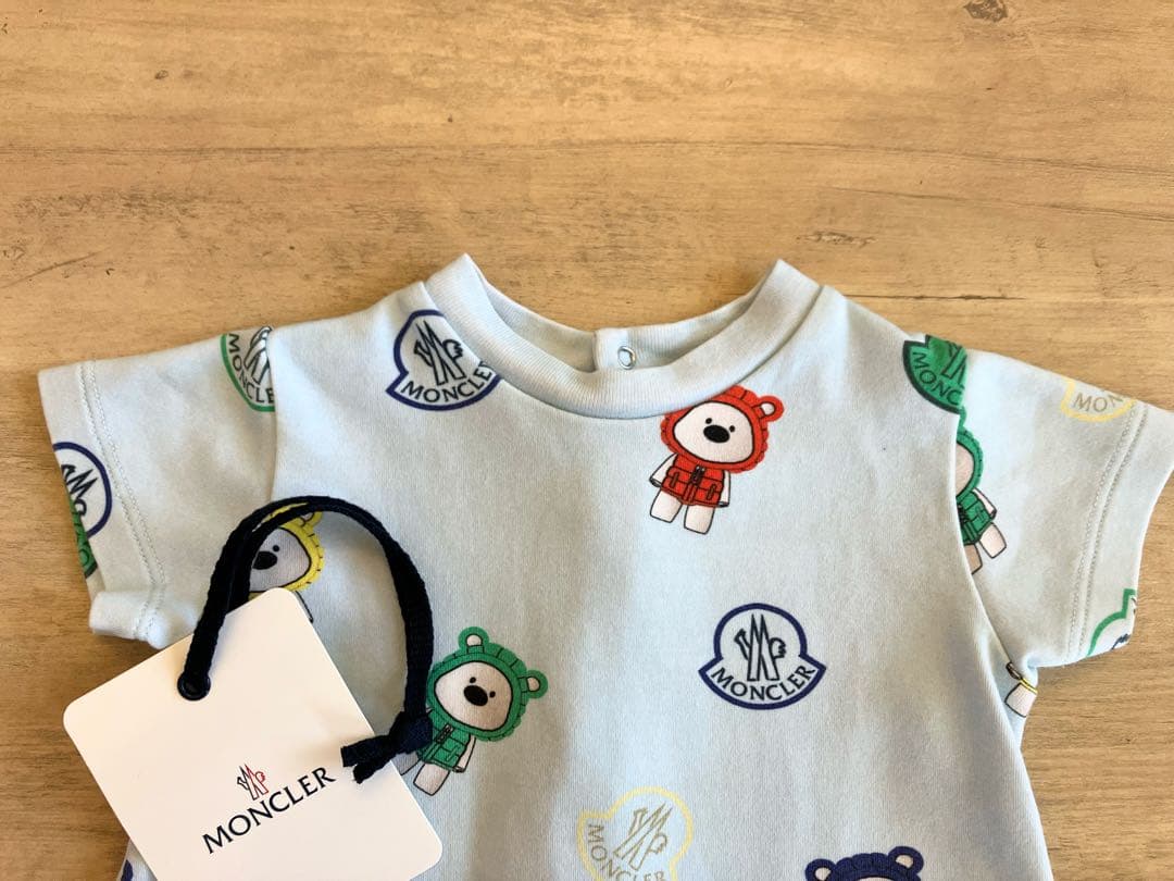 【本物コード確認済】23ss MONCLER ロンパース　6-9Ｍ　ライトブルー