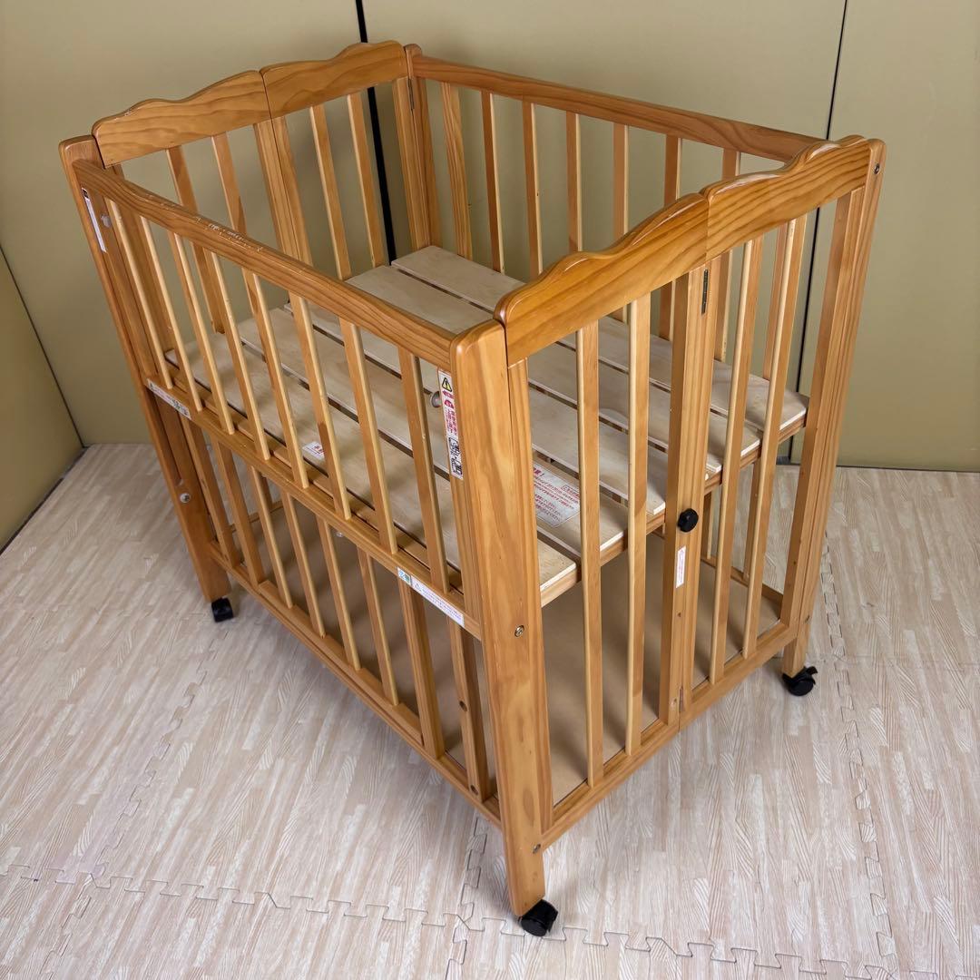 ☆除菌清掃済☆　大和屋　パタン　折りたたみミニベビーベッド　すのこ　ナチュラル