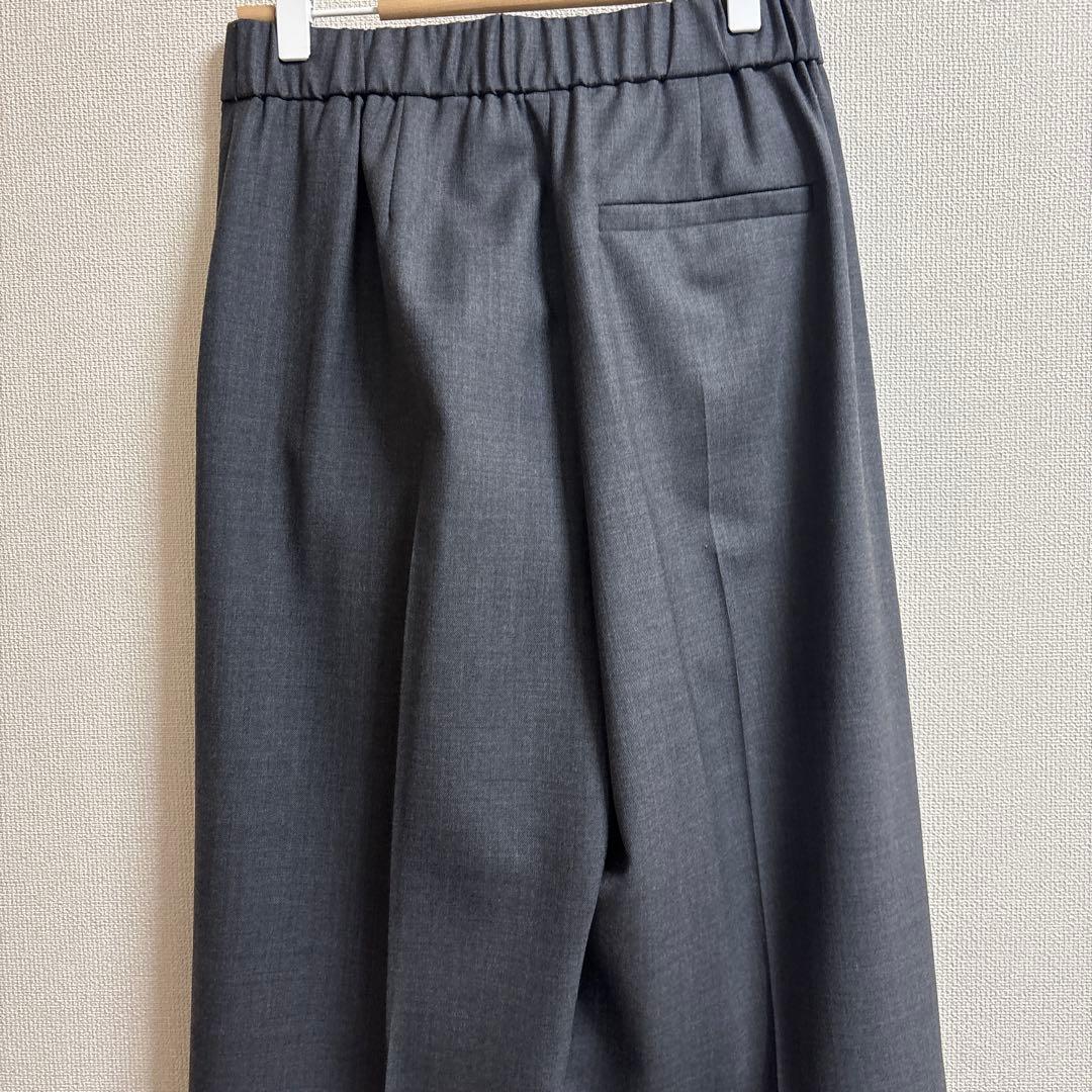 セオリーリュクス　パンツ　ワイド　ストレート　グレー　美品　36号