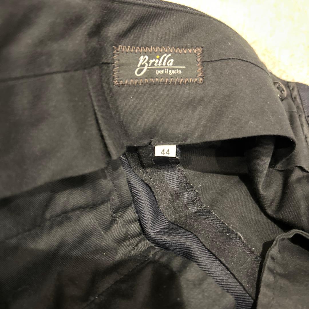 ブリッラペルイルグスト　ビジネススーツ　濃紺　44